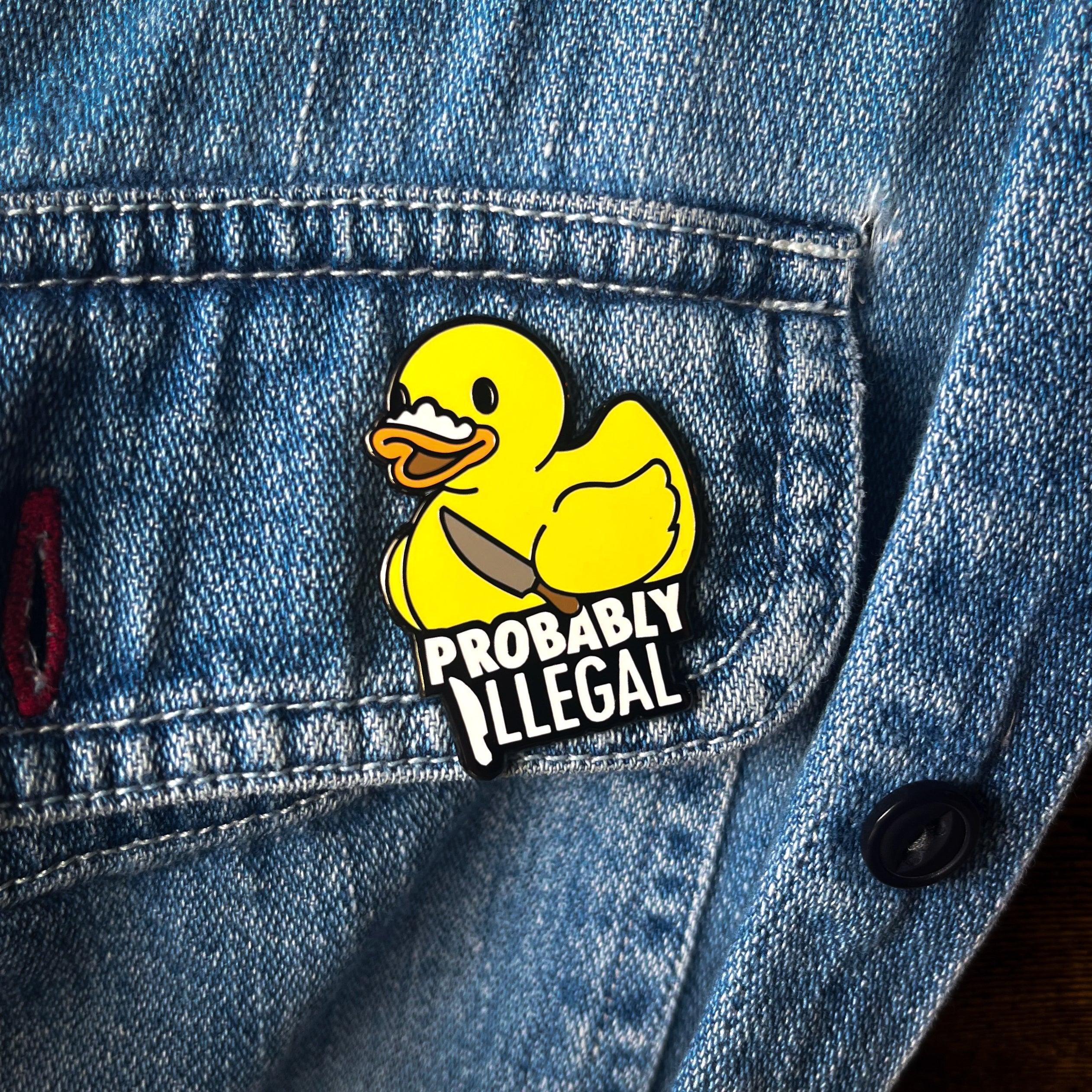 SNOW DUCK PIN